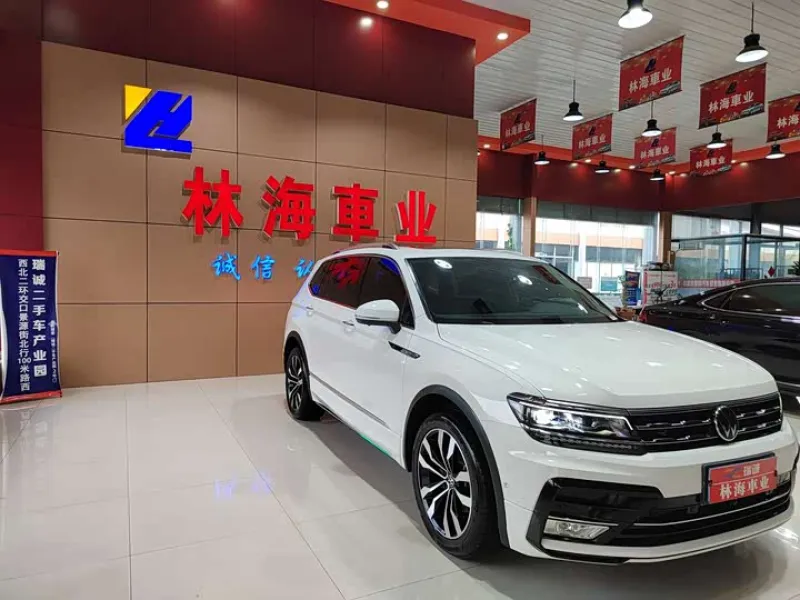 <h1>Volkswagen Tiguan</h1> в аренду фото № 0