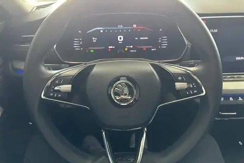 Skoda Octavia в аренду фото № 5