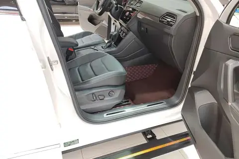 Volkswagen Tiguan в аренду фото № 7