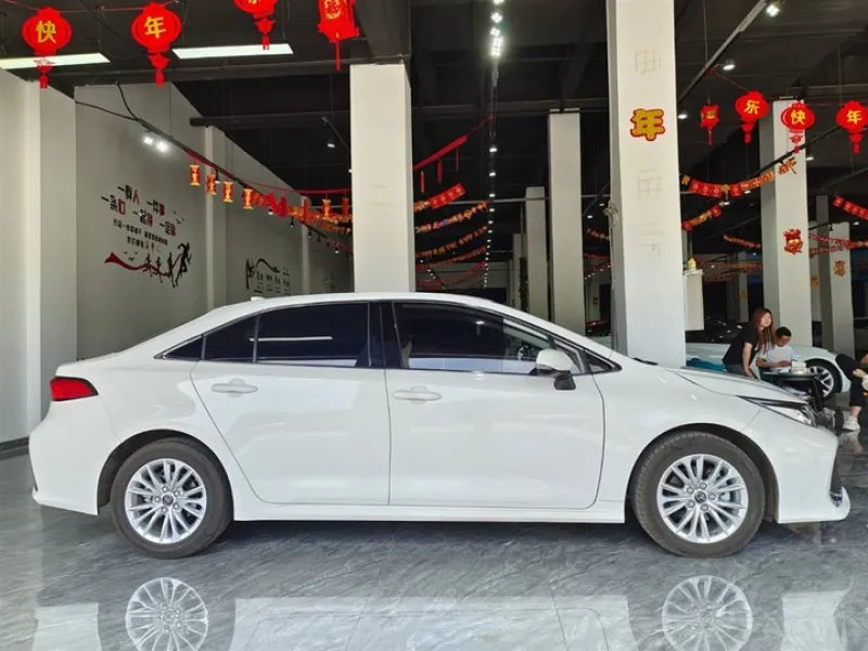 <h1>Toyota Allion</h1> в аренду фото № 1