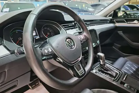 Volkswagen Magotan в аренду фото № 6