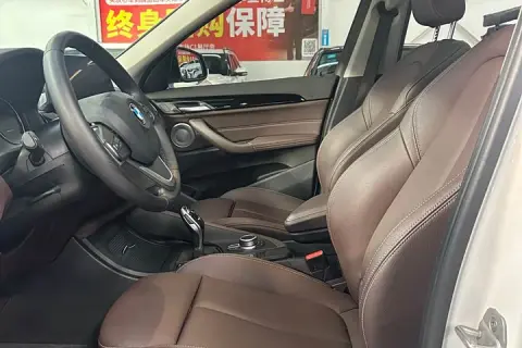 BMW X1 в аренду фото № 7