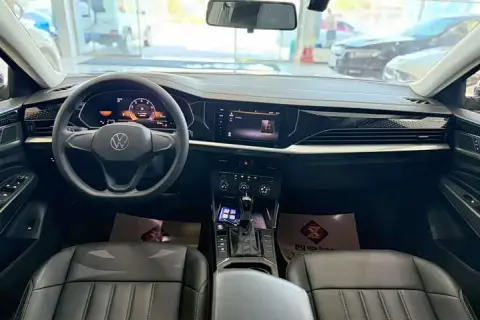 Volkswagen Passat в аренду фото № 4