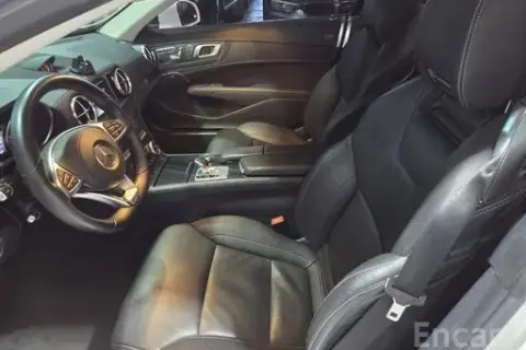Mercedes-Benz SL-Класс в аренду фото № 9