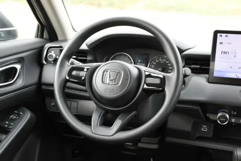 Honda Vezel в аренду фото № 9