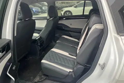 Volkswagen ID.6 в аренду фото № 8