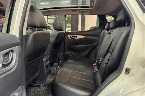 Nissan Qashqai в аренду фото № 5