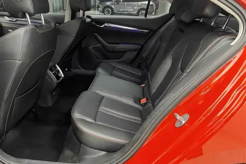 Skoda Octavia в аренду фото № 7