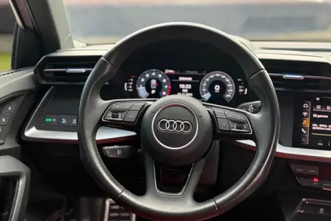 Audi A3 в аренду фото № 5