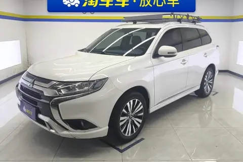 Mitsubishi Outlander Mitsubishi Outlander