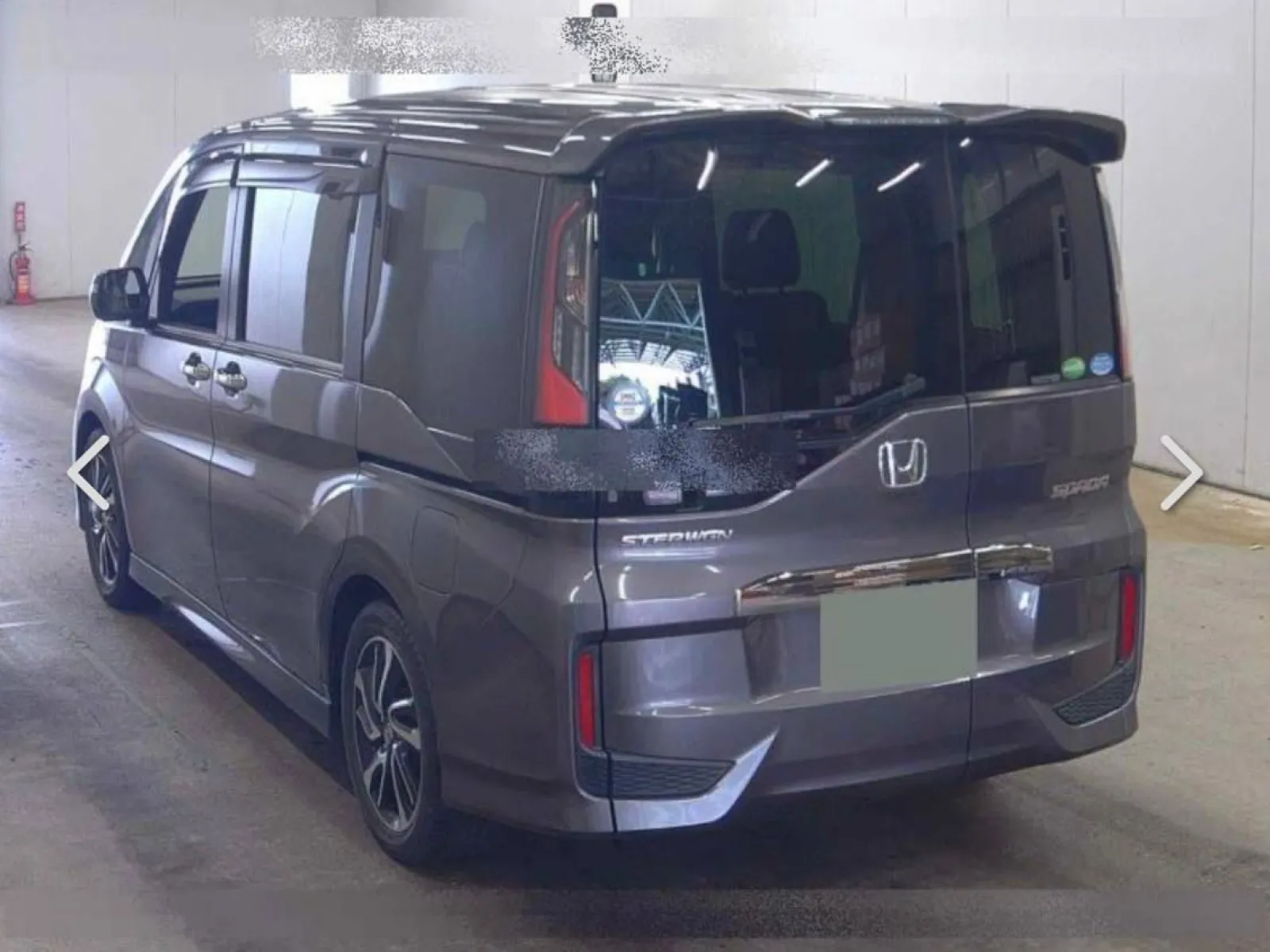 Honda Stepwgn фото 0