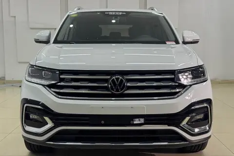 Volkswagen Tacqua в аренду фото № 0