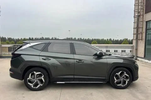 Hyundai Tucson в аренду фото № 4