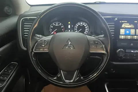 Mitsubishi Outlander в аренду фото № 3