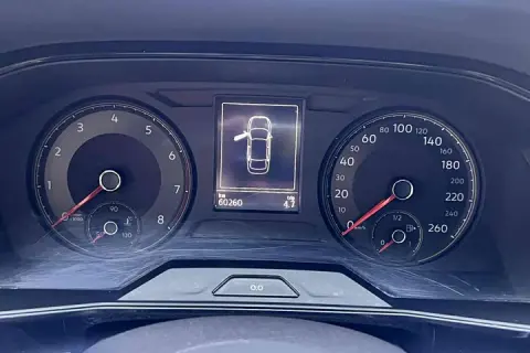 Volkswagen Lavida в аренду фото № 5