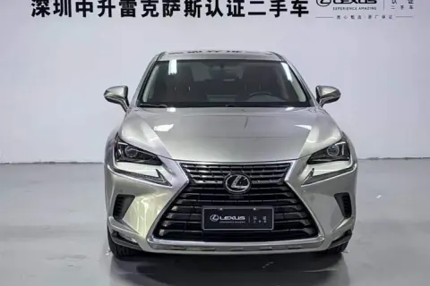 Lexus NX в аренду фото № 2
