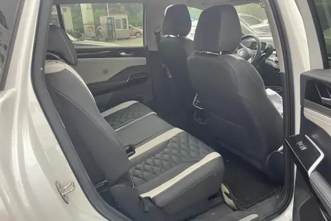 Volkswagen ID.6 в аренду фото № 6