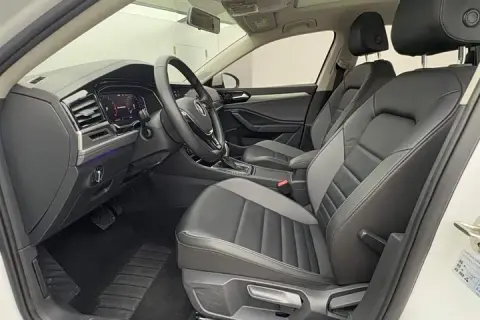 Volkswagen Sagitar в аренду фото № 4